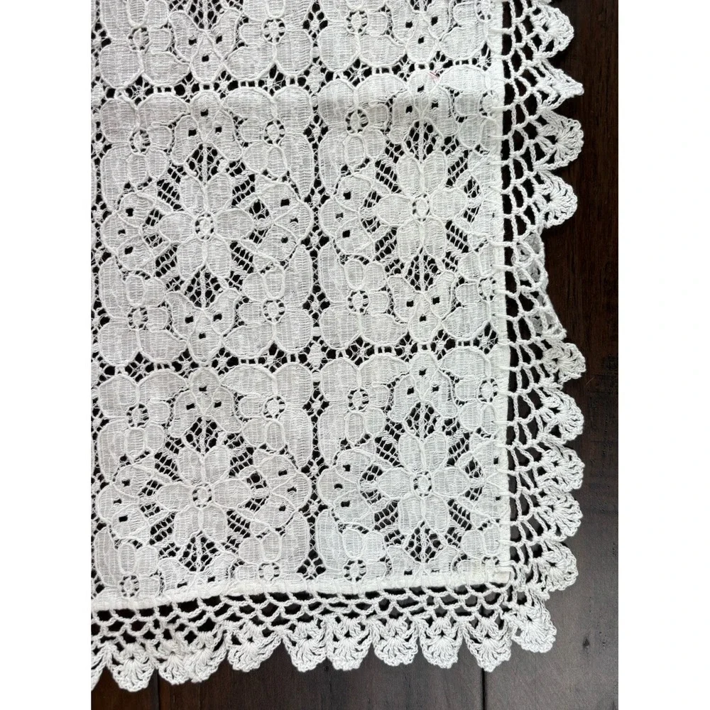 Vintage Handmade Lace Table Runner Crochet Solid White Floral 35
